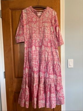 Mary marshmallow Pink Floral Tiered Cotton Dress